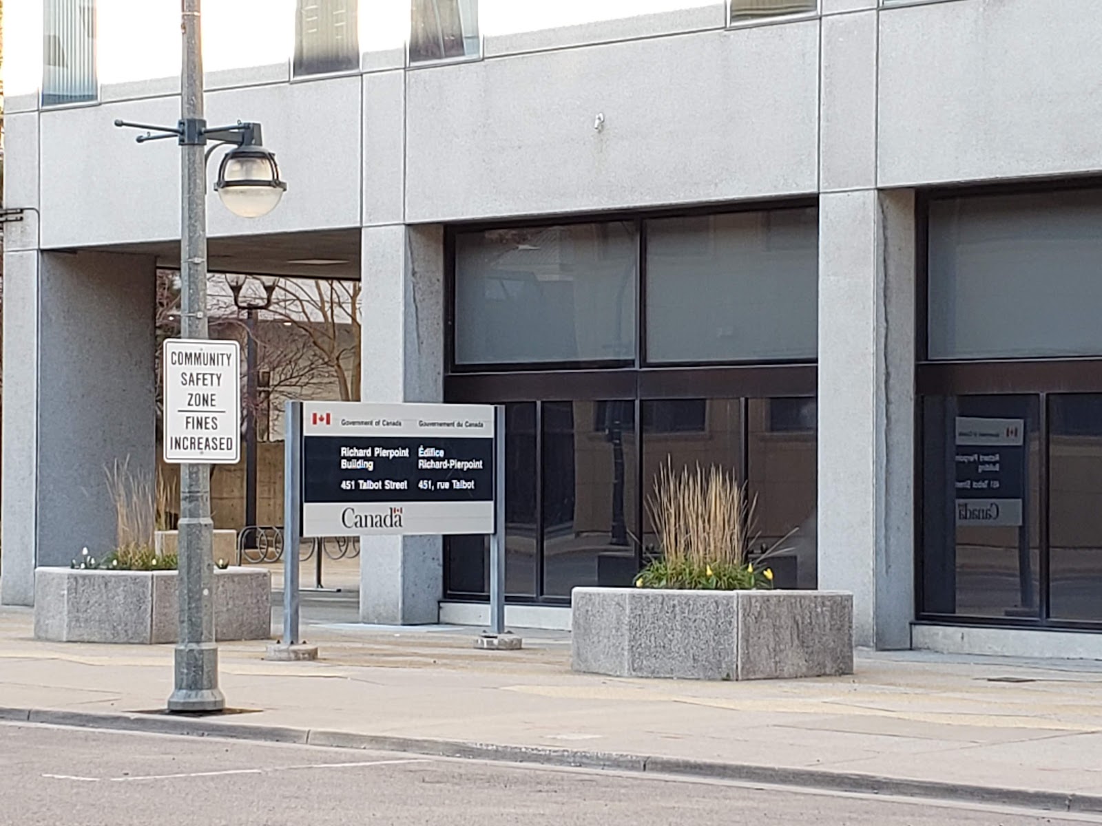 451 Talbot St Entrance