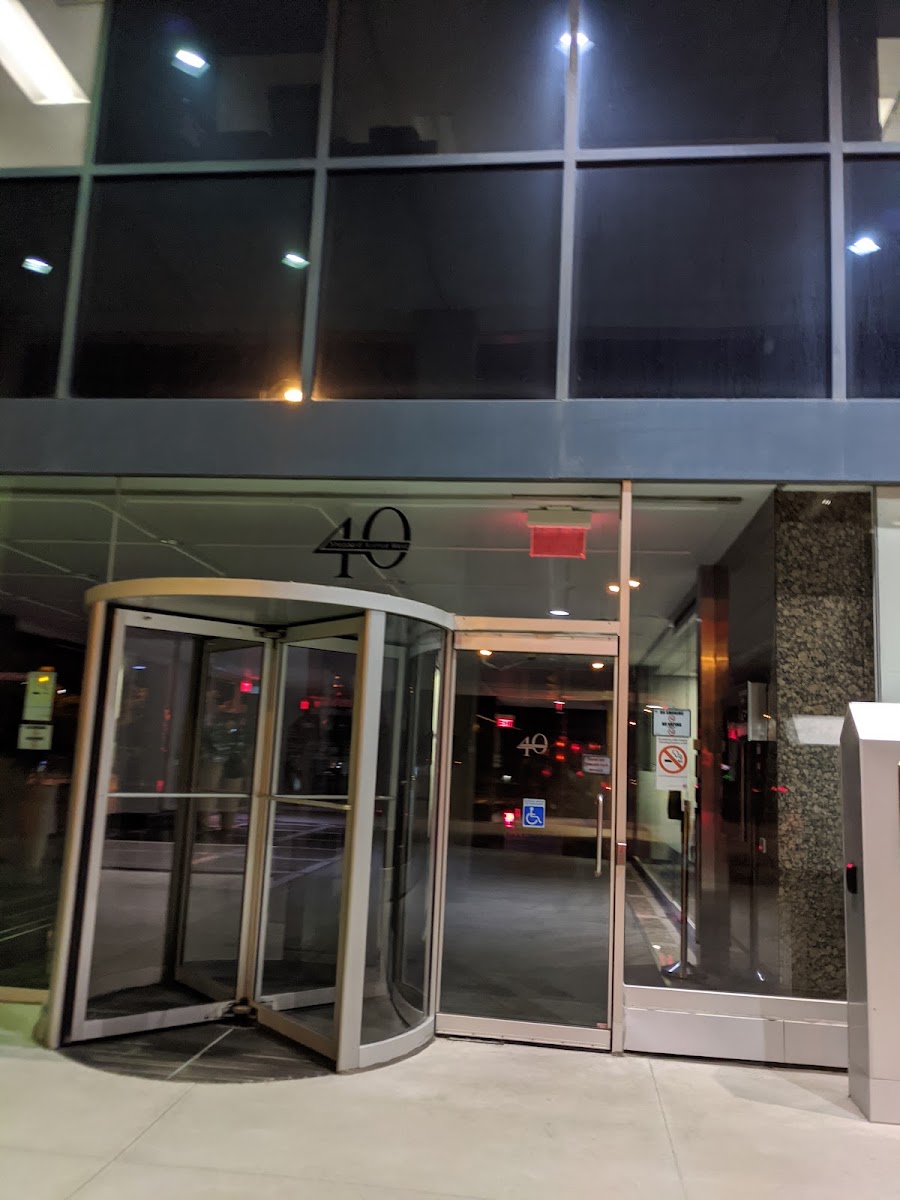 40 Sheppard Ave W Entrance