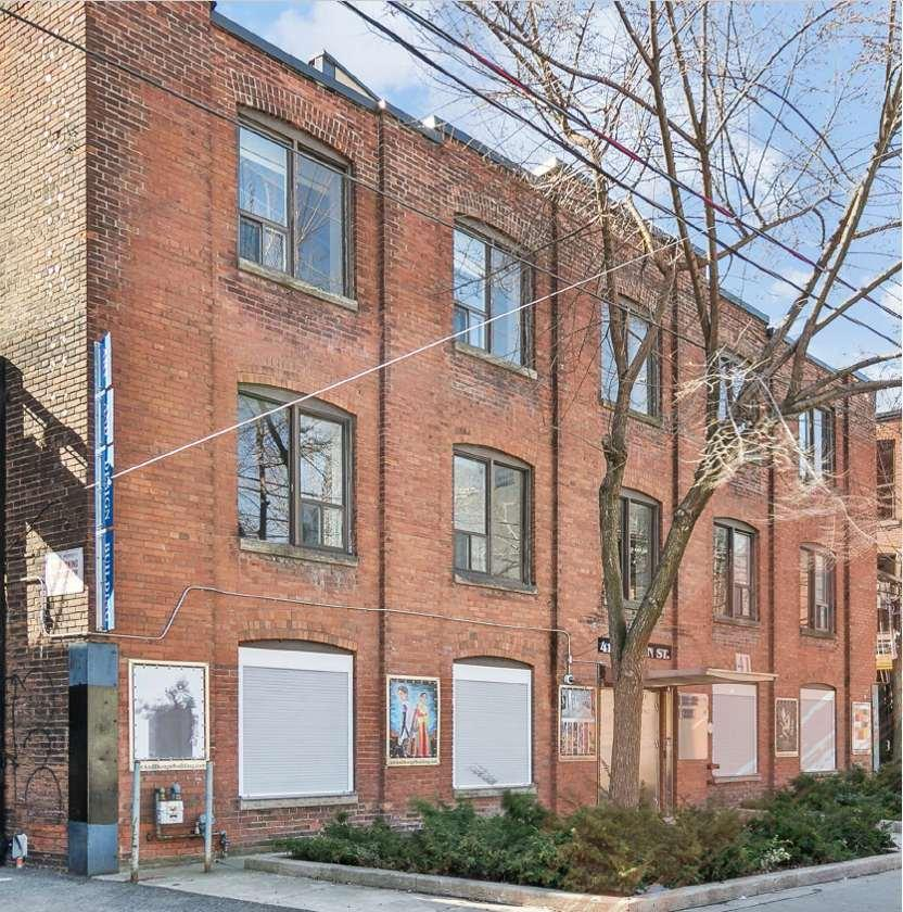 41 Britain St