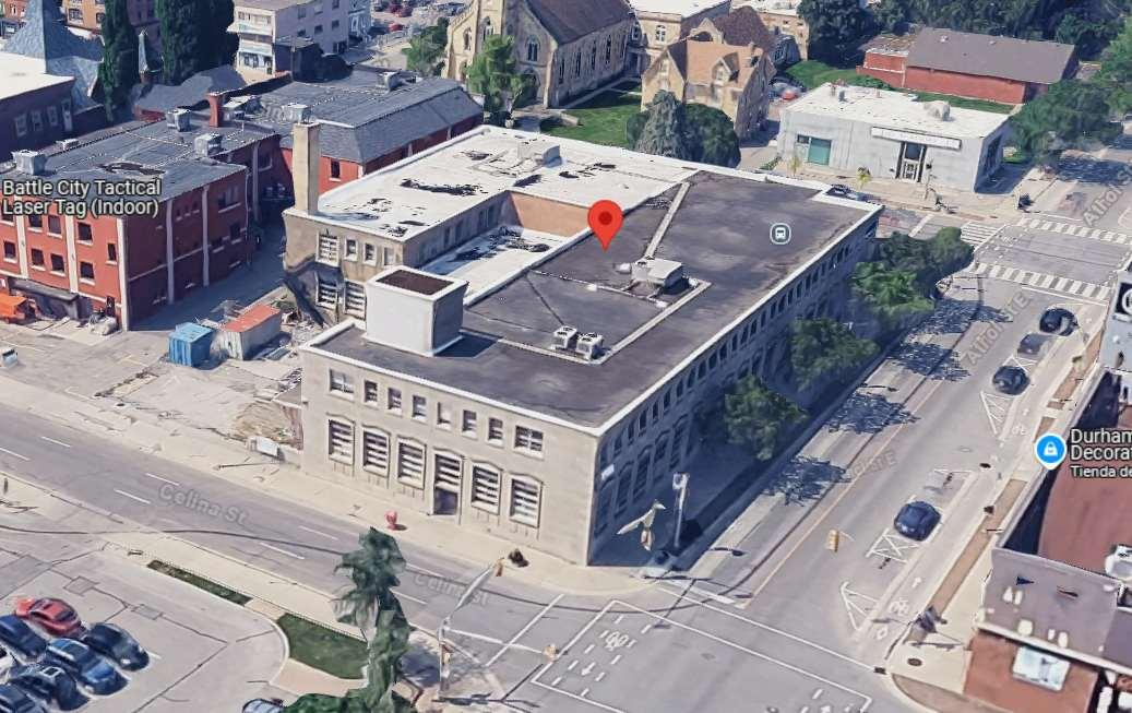 47 Simcoe St S